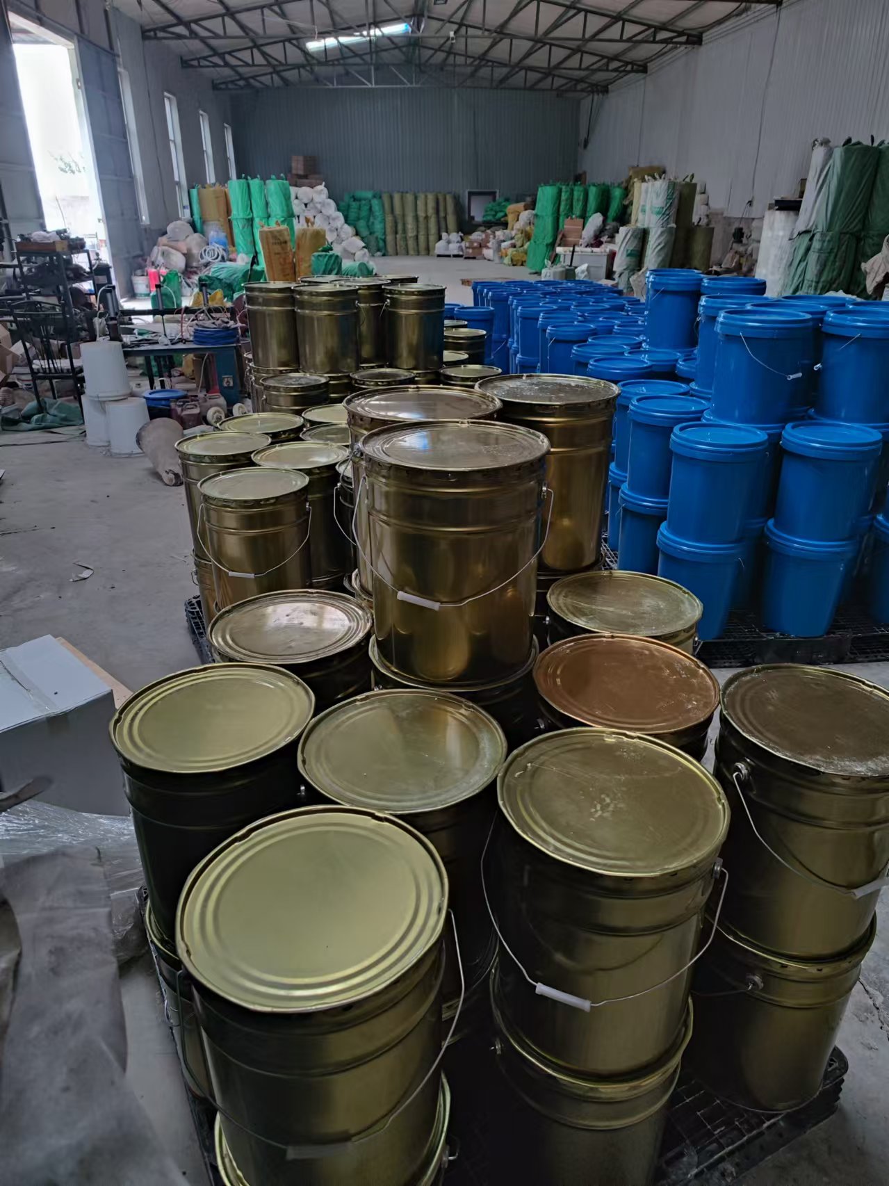 除塵濾筒端蓋膠在粉塵除塵設(shè)備中的應(yīng)用優(yōu)勢(shì)