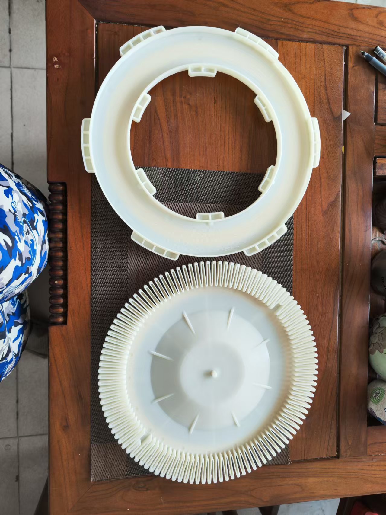 濾芯PU膠水提升過濾效率，延長發(fā)動機(jī)壽命